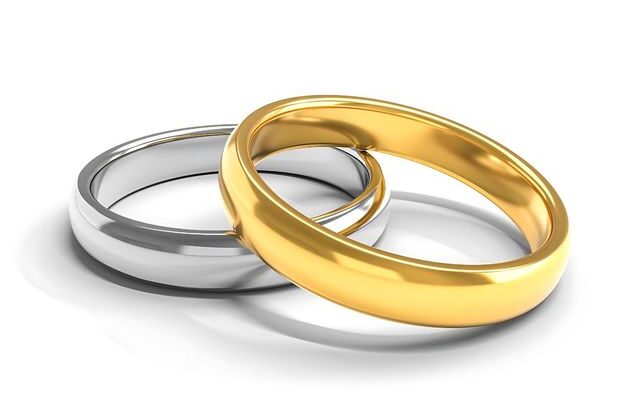 Gold wedding rings