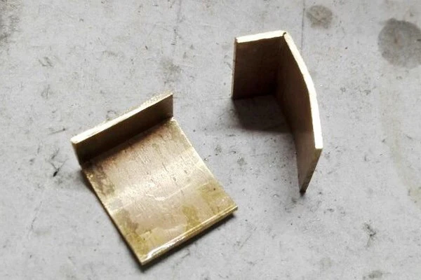 gold chain sides