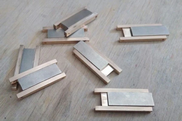 adjustment of the white gold inserts