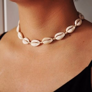 beach shell necklace