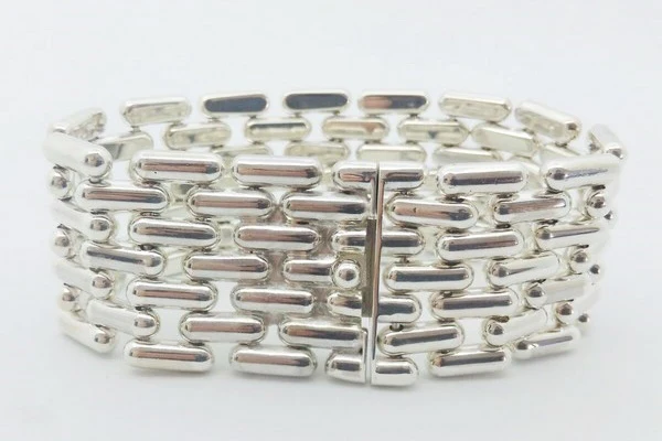 Rice grain knitted bracelet