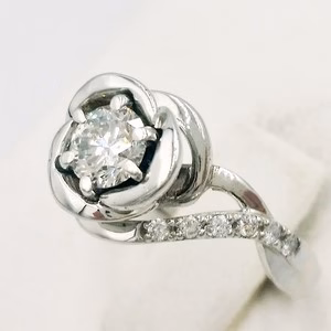 0.5 carat diamond engagement ring