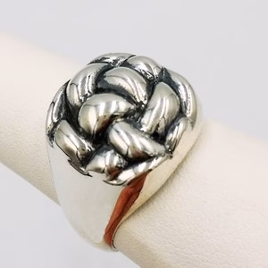 Large curb chain bracelet