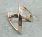 V-shaped ring in African gold, made in Africa